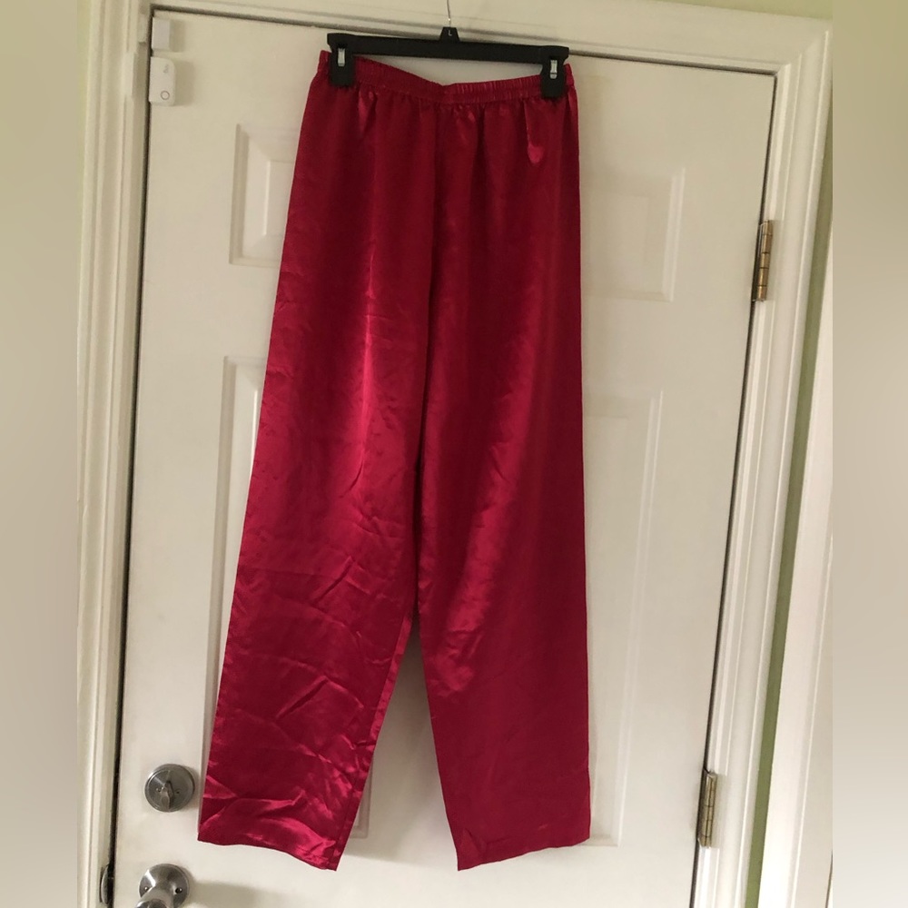 Reflections - Red Moon Pjs - Picture 5 of 6